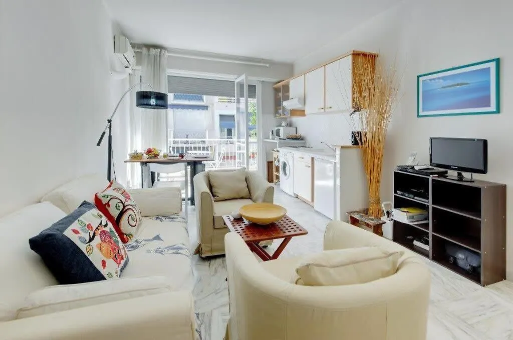 Jasmine Apartment Nice